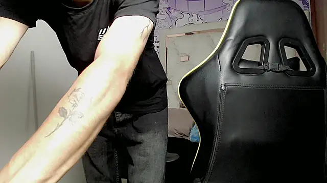 Kris_cuervo webcam