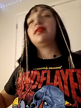 CharmingMaddie webcam