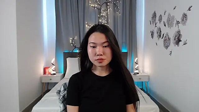 LunaPurrr webcam