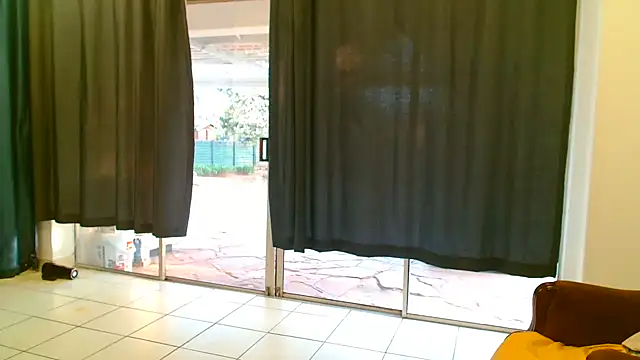 SWEETmelaniBLOSSOM webcam