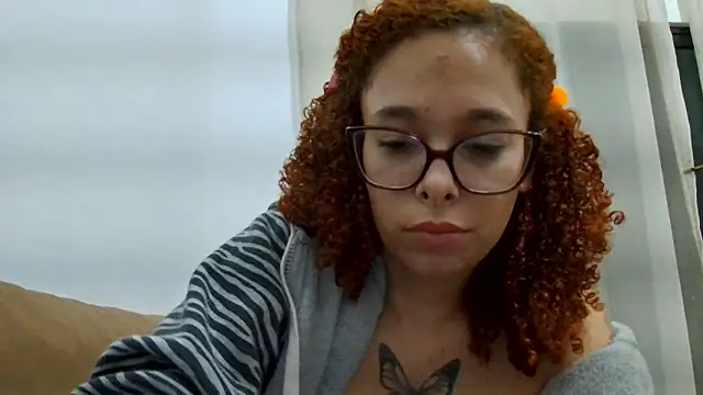 dominamoon_ - Dominamoon_'s free webcam