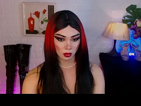 Hugecock_shantall webcam