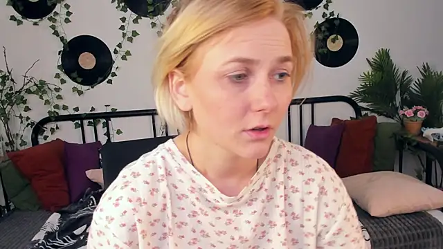 AliceMaurik webcam