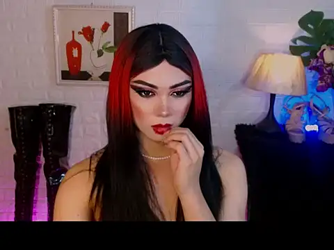 Hugecock_shantall webcam