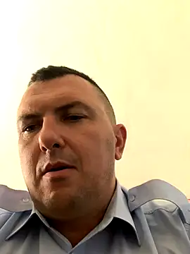 mike8523 - Mike8523's free webcam