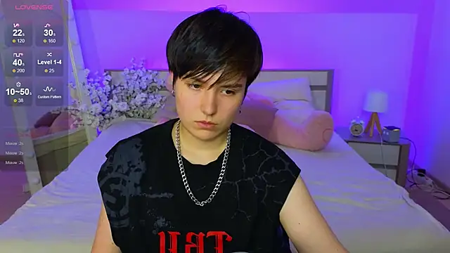 CharlieeAdams webcam