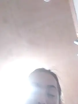 yournewgirldiana webcam