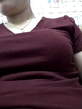 tuyyei_gjg webcam