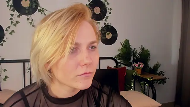 AliceMaurik webcam