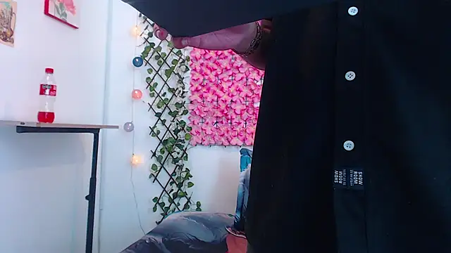 iam_lukas__ webcam