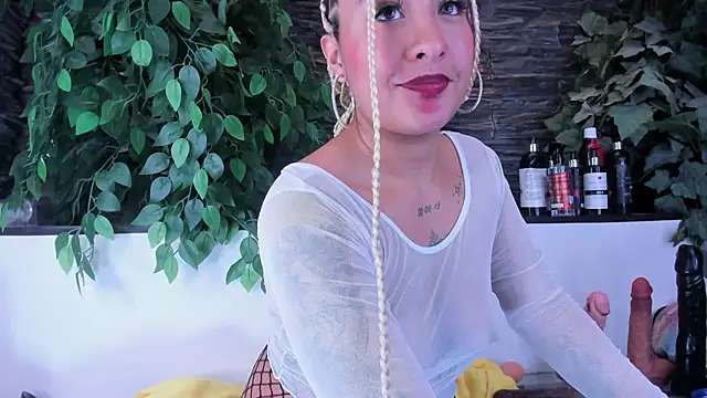 miss_danika webcam
