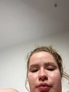 bright_vicki webcam