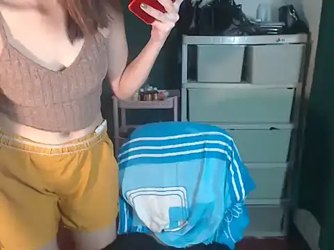 Enchantressxshaira webcam