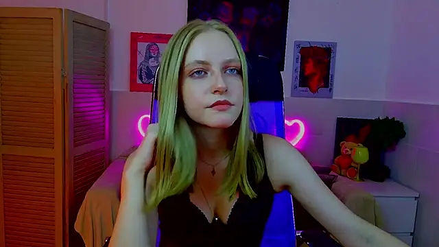 LuunaWiinters webcam