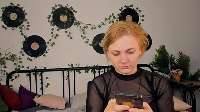 AliceMaurik webcam