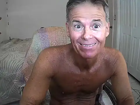 nakeedcowboi65