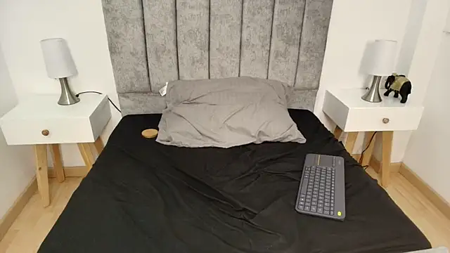 Aaron_Blaze_ webcam