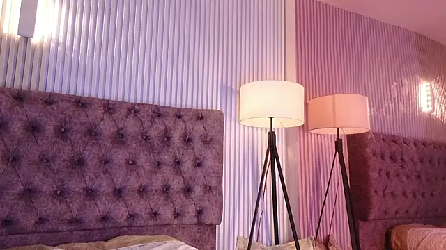 TIFFANY_LUSTT webcam