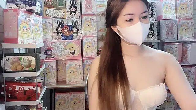 BabyThree_ webcam