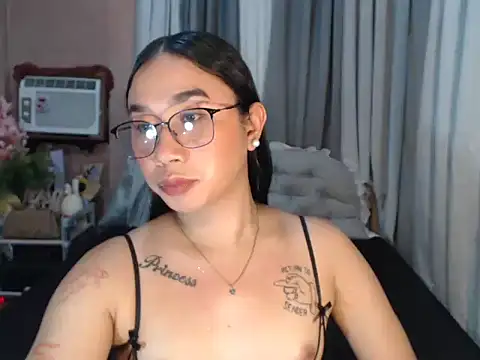 in_yourdreamstarxx webcam
