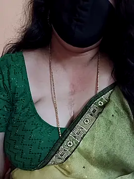neelu-hoty