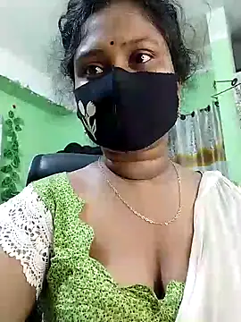 Idhika-Paul webcam