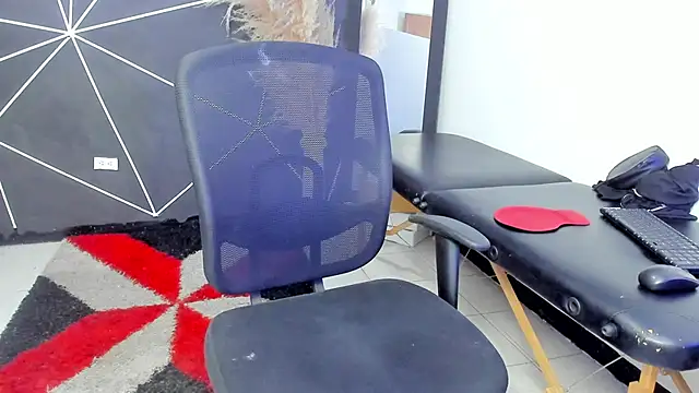 invincible200 webcam