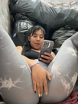 kim_monti webcam