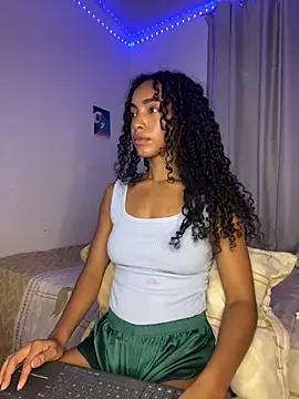 nicoleebony1 webcam