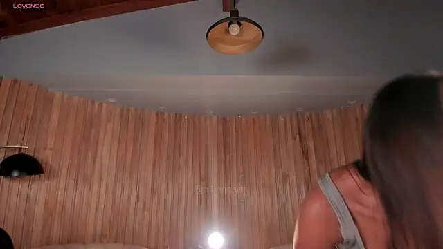 AllyJensen webcam