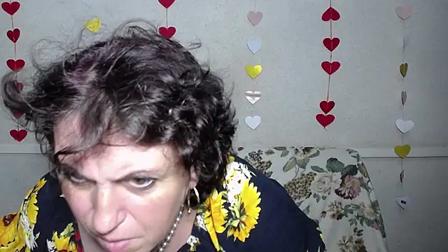 LuciaMii webcam