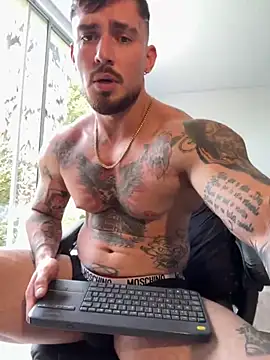 DimitriSullivan_ webcam