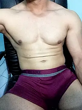 Gusstavo2025 webcam