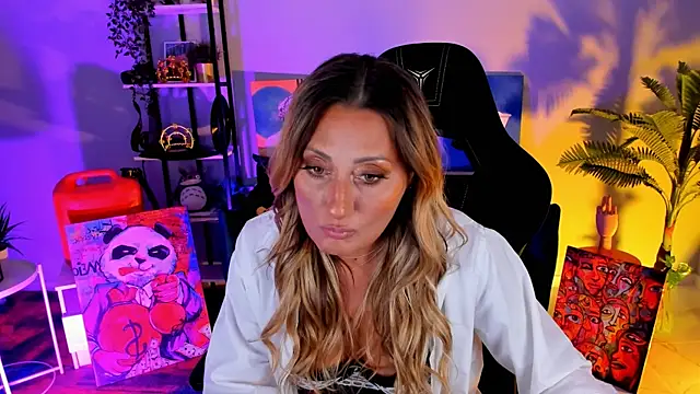 SarahAlluring webcam