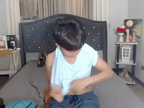bigcock_kris webcam