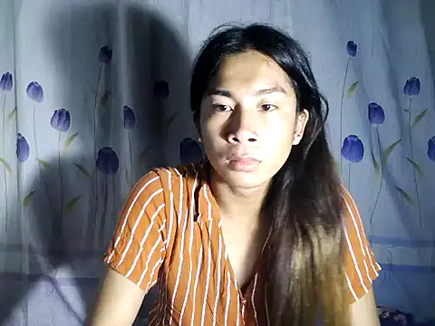 Asian_PrettyAle webcam