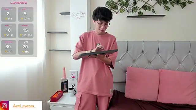 Axel__Evans webcam