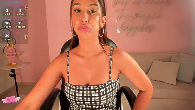 ArianaDumont webcam