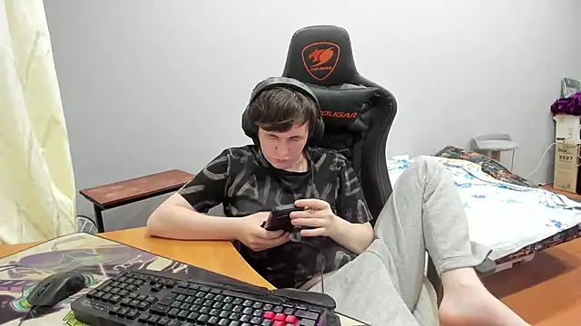 iliaskrislove webcam