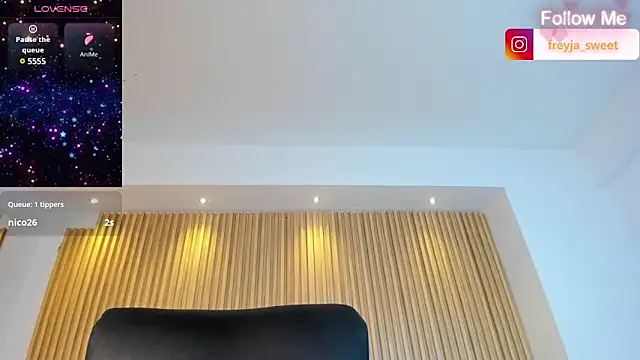 freyja_sweet_ webcam