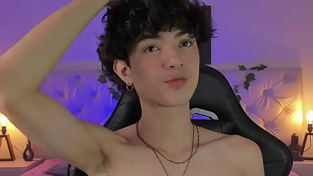 Elliot_younngg webcam