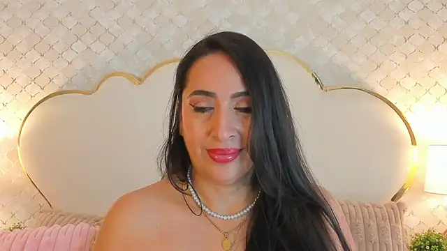 MayraVegas webcam