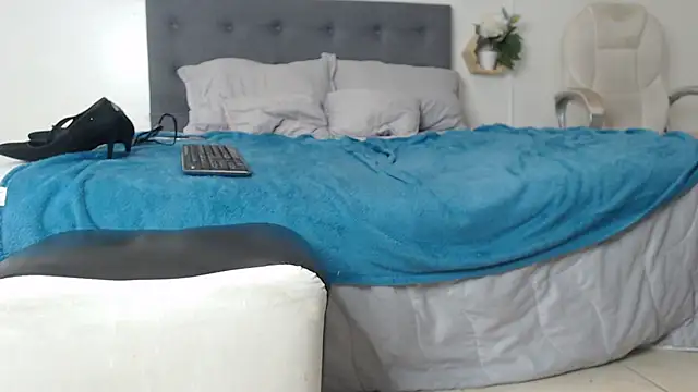 ghostwoman webcam