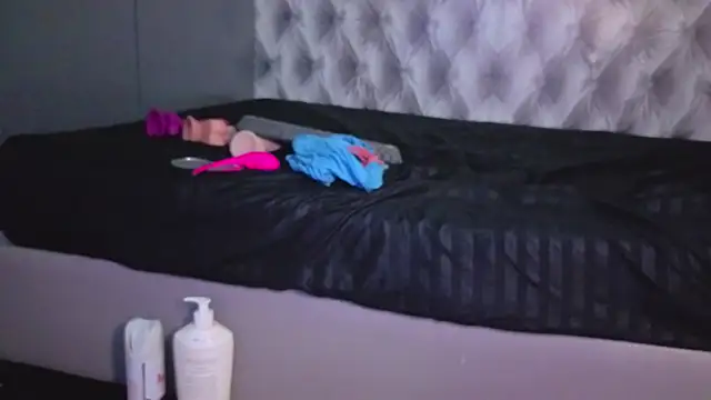 _Tinawhite webcam