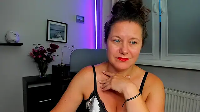 OLIVIA_lux webcam