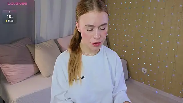 maya_lolly webcam