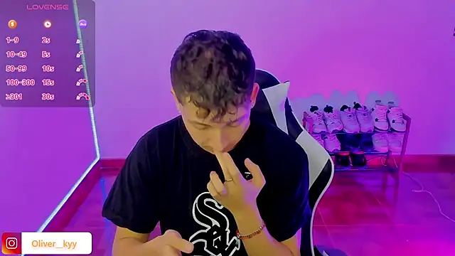oliver_kyy webcam