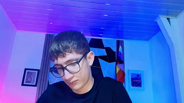Erik_Osorio webcam