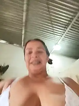 BigMamaSeduction_69 webcam