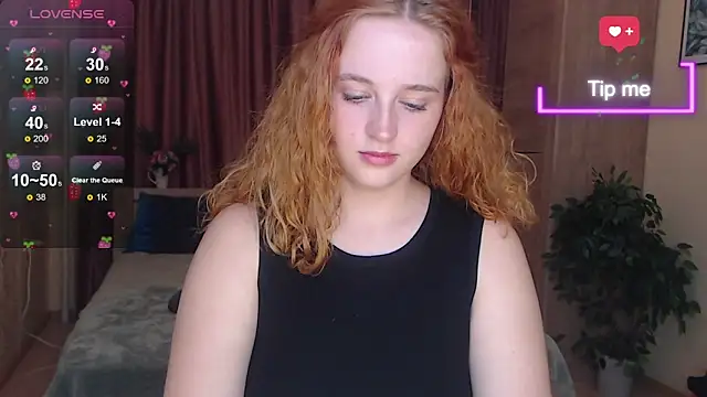 LunaSweet18 webcam